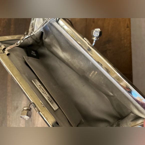 Beautiful Y2k Kate Landry Silver Sequin Clutch Purse Handbag Shoulder Bag - Picture 9 of 12